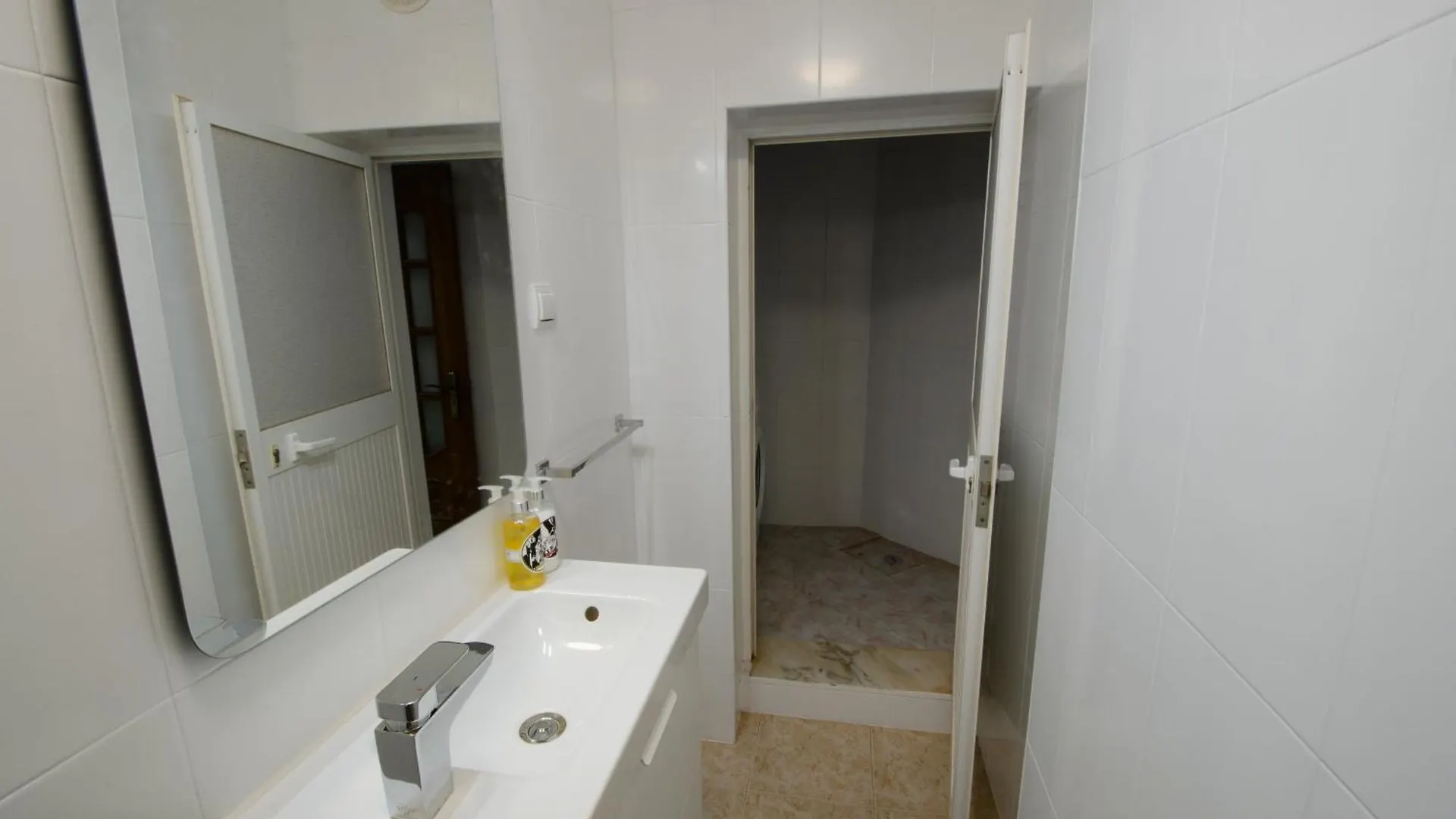 Lisbon Central&Cosy Apartment 0*,  Portugal